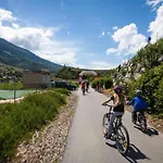Valley View With Paid Sauna Appartement